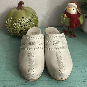 Ugg Shoes SZ 7
